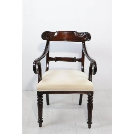 Massiver Esszimmerstuhl aus Massivholz im viktorianischen Stil