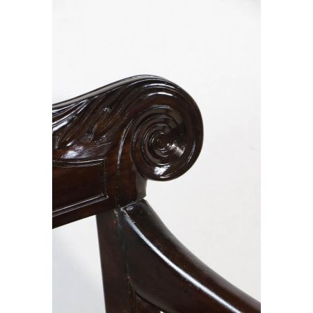 Massiver Esszimmerstuhl aus Massivholz im viktorianischen Stil