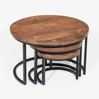 Industrial Style Nest of Tables Mason, Mangoholz und schwarzer Metallrahmen