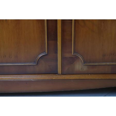 Originales Heldense Sideboard mit 3 Türen, in Eibe