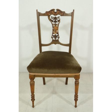 Paar antike Esszimmerstühle mit feinen Holzarbeiten, Mahagoni, ca. 1860