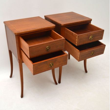 Antike intarsierte Mahagoni Nachttische