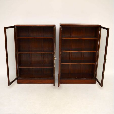 Paar Antiker Mahagoni Bücherregale Vitrine Showcase Bücherschrank