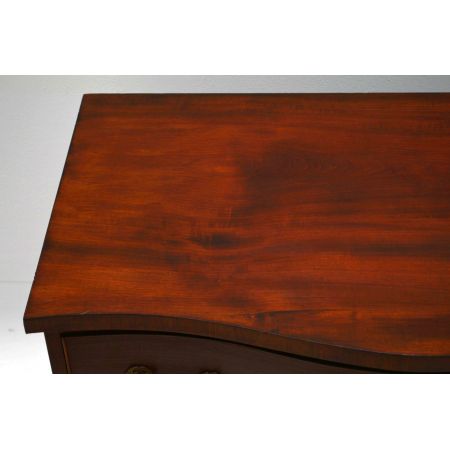 Paar antike Mahagoni Serpentine Truhen