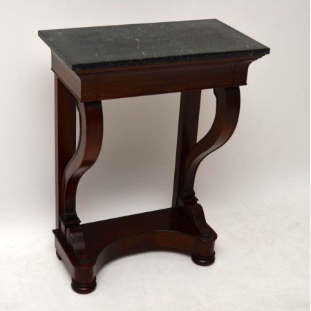 Antike Mahagoni Tische mit Marmor