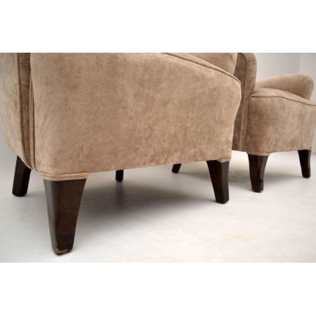 Paar Art Deco Schwedische Scallop Sessel Fernsehsessel