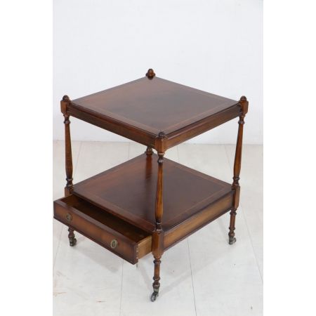 Englischer Mahagoni Lamp Table mit feinen Intarsien