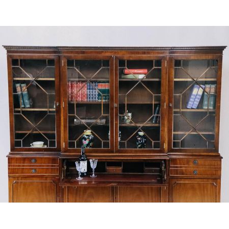 edler Mahagoni Bücherschrank, Vitrinenschrank / Breakfront bookcase mit Regency Verglasung