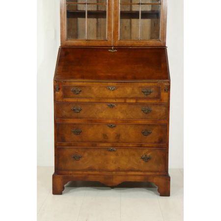 Sekretär mit Aufsatz ,Sprossenverglasung, restauriert