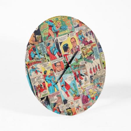 Runde Comic-Wanduhr mit Superman-Motiv – Dekoratives Highlight für Superhelden-Fans