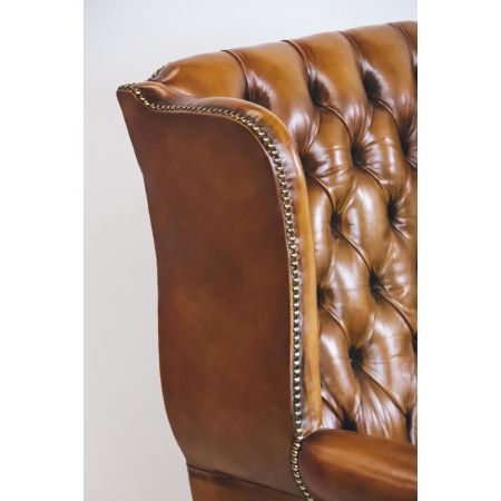 Vintage Chesterfield Ohrensessel in Goldbraun - Sofort lieferbar