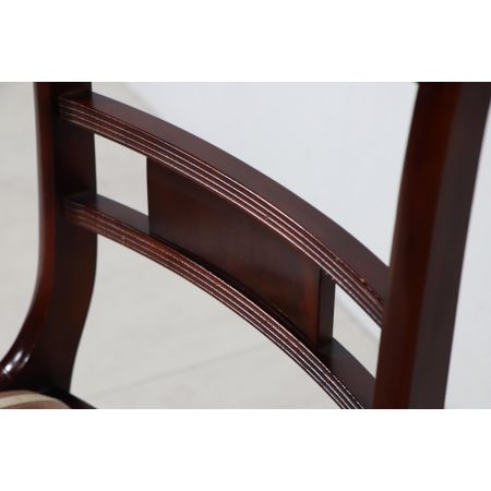 Englischer Single Chair im Regency Style, in Mahagoni, mit eleganten Sabre Legs - sofort lieferbar