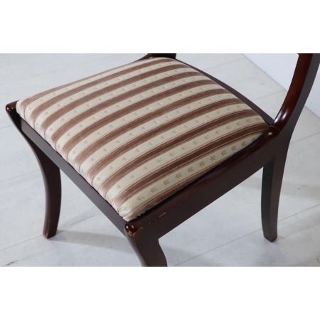 Englischer Single Chair im Regency Style, in Mahagoni, mit eleganten Sabre Legs - sofort lieferbar