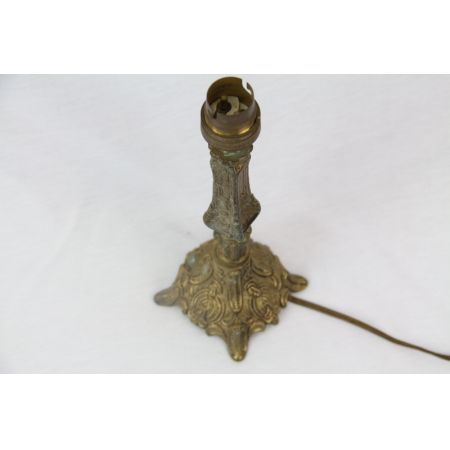 Kleiner antiker Lampenfuß aus Messing