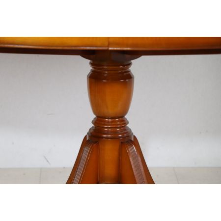 Vergrößerbarer englischer D-End Table, Eibe - sofort lieferbar