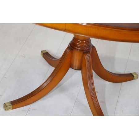 Vergrößerbarer englischer D-End Table, Eibe - sofort lieferbar