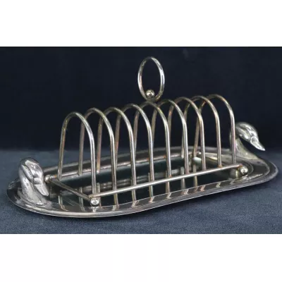 Versilberter Toastständer mit Tablett