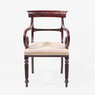 Victorian Style Mahagoni Esszimmerstühle – 8er Satz mit 2 Armlehnen