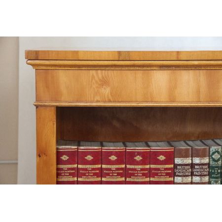 "Open Bookcase" Bücherregal in Eibe, handpoliert