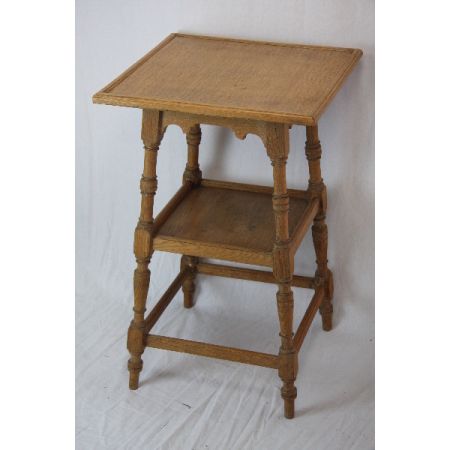 Beistelltisch, massives Eichenholz, England