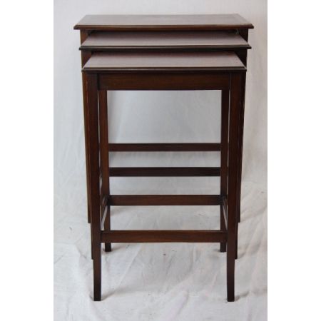 Nest of Tables Edwardian Original Mahagoni