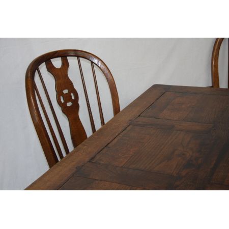 Esstisch/ Landhaustisch/ Klostertisch aus massiver Eiche
