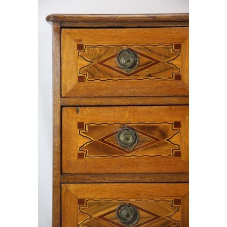 antike Kommode   aus dem 18. JH Nussbaum  Eiche