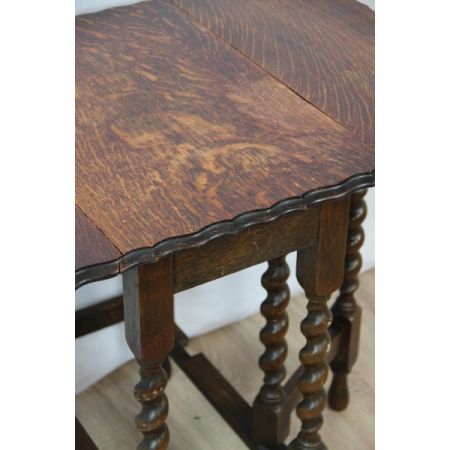 Klassischer Gateleg Table, Eiche massiv, gedrechselte Beine, Original aus England