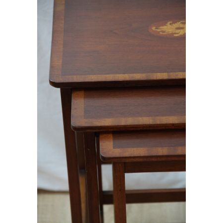Nest of Table Edwardian Mahagoni 1890 Original 