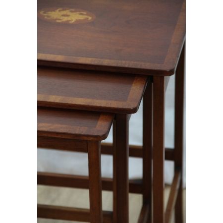 Nest of Table Edwardian Mahagoni 1890 Original 