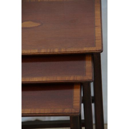 Nest of Table  Edwardian Tischsatz Beistelltische