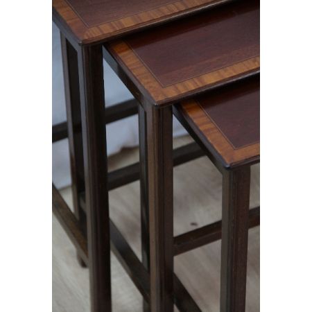 Nest of Table  Edwardian Tischsatz Beistelltische