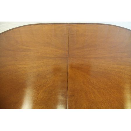 Esstisch D-Endtable aus Mahagoni mit einer schönen Patina