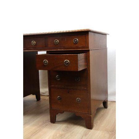 Antiker englischer Schreibtisch, Mahagoni, ca. 1890