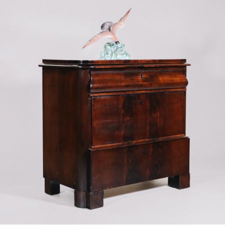 Biedermeier Mahagoni Kommode mit drei Schubladen, Sideboard