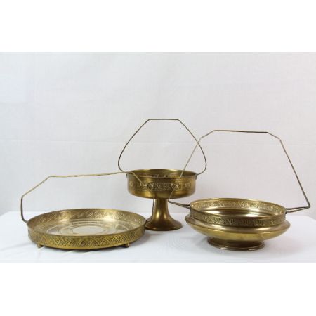 Goldene Schalen mit Henkel  Set  Viktorian 