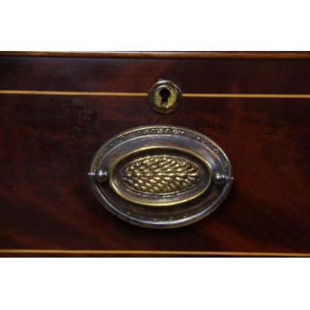 Handpolierte Mahagoni Kommode/ Chest of drawers mit original Beschlägen