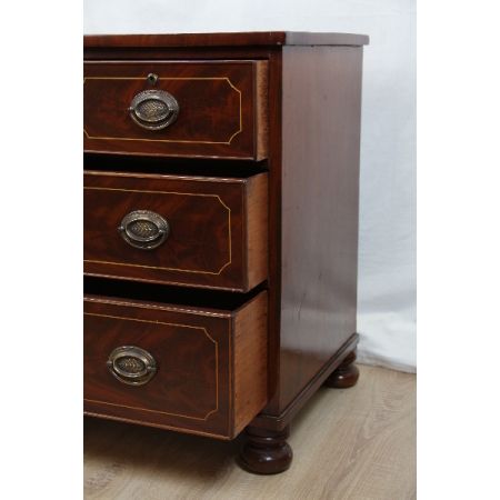Handpolierte Mahagoni Kommode/ Chest of drawers mit original Beschlägen
