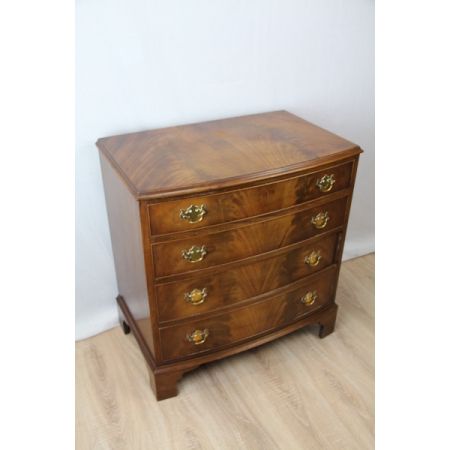 Bowfront Kommode in feinem Flammen-Mahagoni