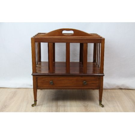 Zeitschriftenständer  Canterbury aus Massivholz  England 1890