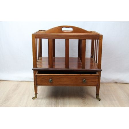 Zeitschriftenständer  Canterbury aus Massivholz  England 1890