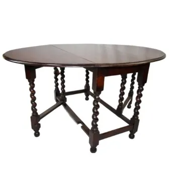 Antike Landhausmöbel