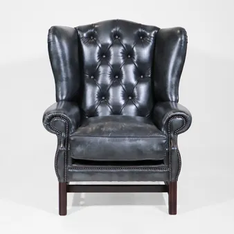 Chesterfield Sessel York Leder dunkelgrau mit hoher Lehne Ziernagelreihe und stabilem Holzgestell