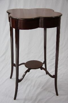 Kleeblatt-Tisch Victorian