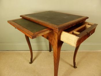 Antiker Englischer Palisander Kingwood Schreibtisch ca. 1850