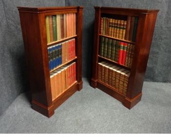 Englisches Antikes Paar Mahagoni Bücherregale ca. 1880