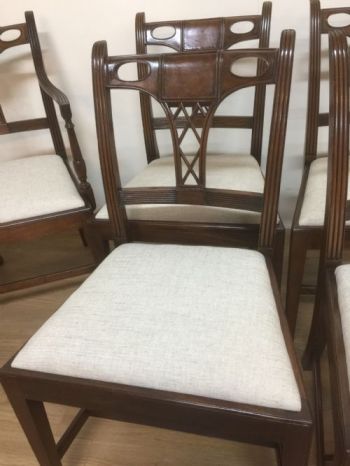 6 Antike Englische Mahagoni Esszimmerstühle im Hepplewhite Stil ca. 1920