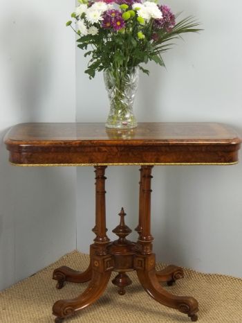 Viktorianischer britischer Nussbaum Konsolentisch Kartentisch Beistelltisch antik ca 1850