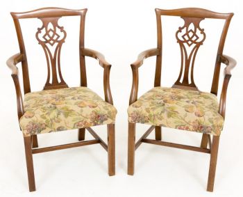 Ein Paar Mahagoni Stühle Massivholz antik ca 1800