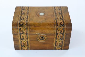 Antike Holz Schatulle, Schmuckkästchen, Verziert